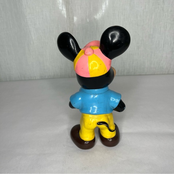 Mickey Mouse garden gnome - Picture 2 of 4